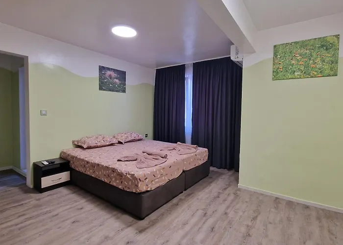 Motel морски рай *